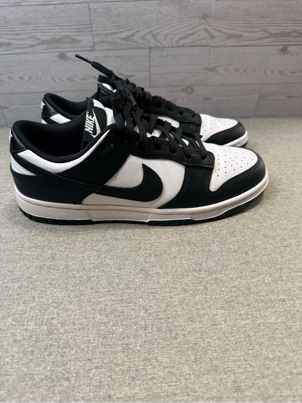 Nike Dunk Men’s Black and White Low-Top Sneakers
